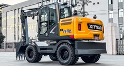 MÁY XÚC ĐÀO BÁNH LỐP XINYUAN C130 BÁN CHẠY NHẤT VIỆT NAM